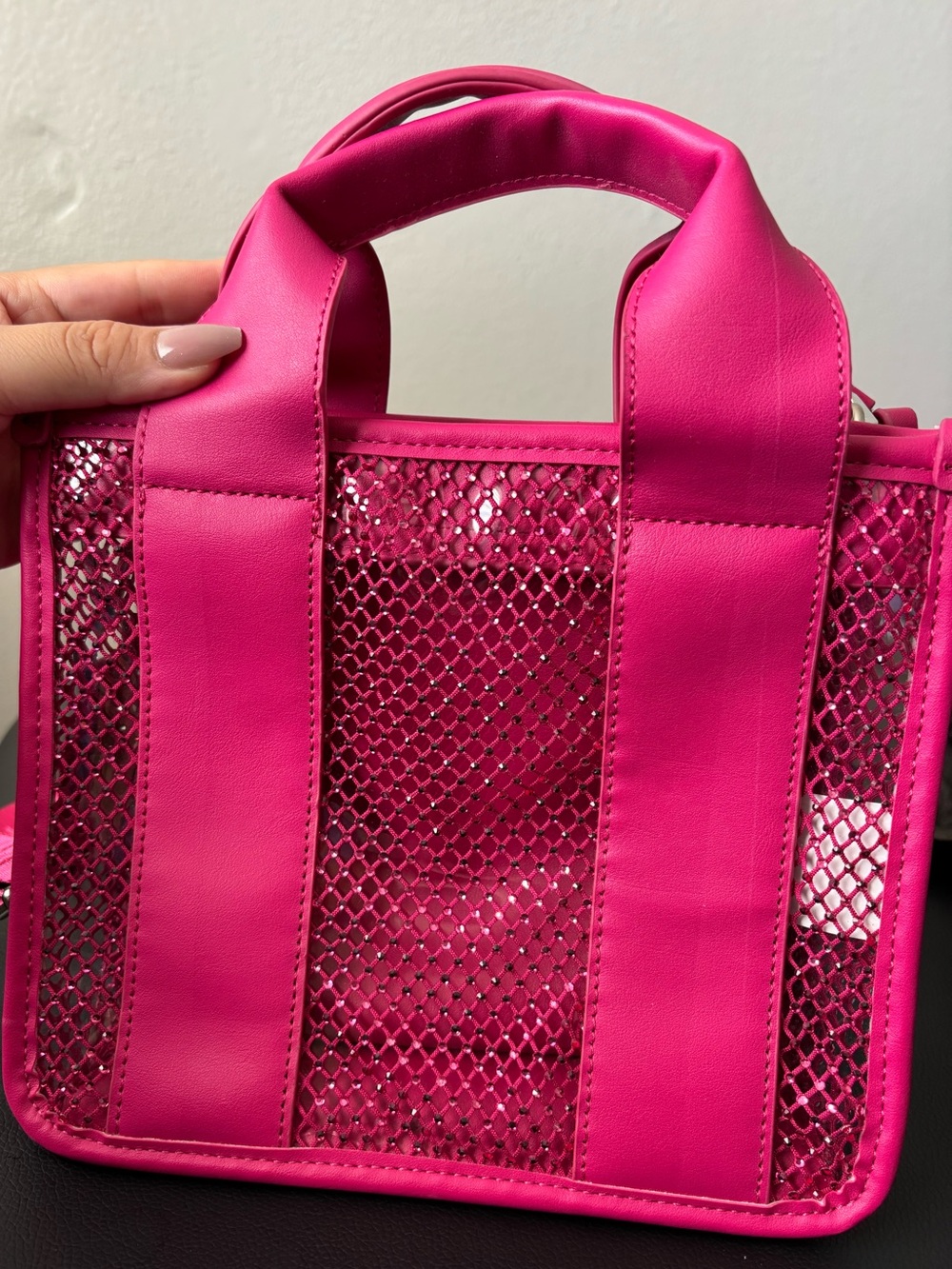 Steve Madden Bright Pink Mesh Tote Bag - Picture 2 of 9